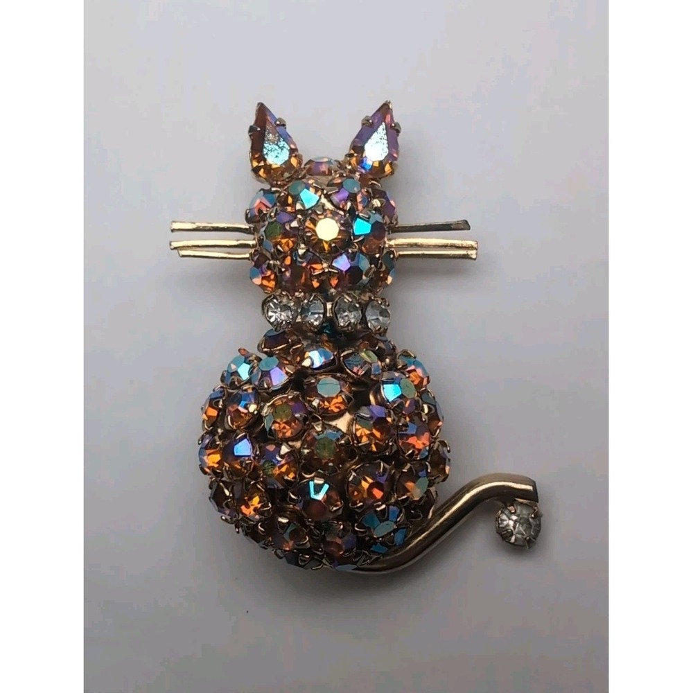 WARNER Cat Brooch Gold Tone Auroras Borealis Rhinestones Vintage Kitty Pin